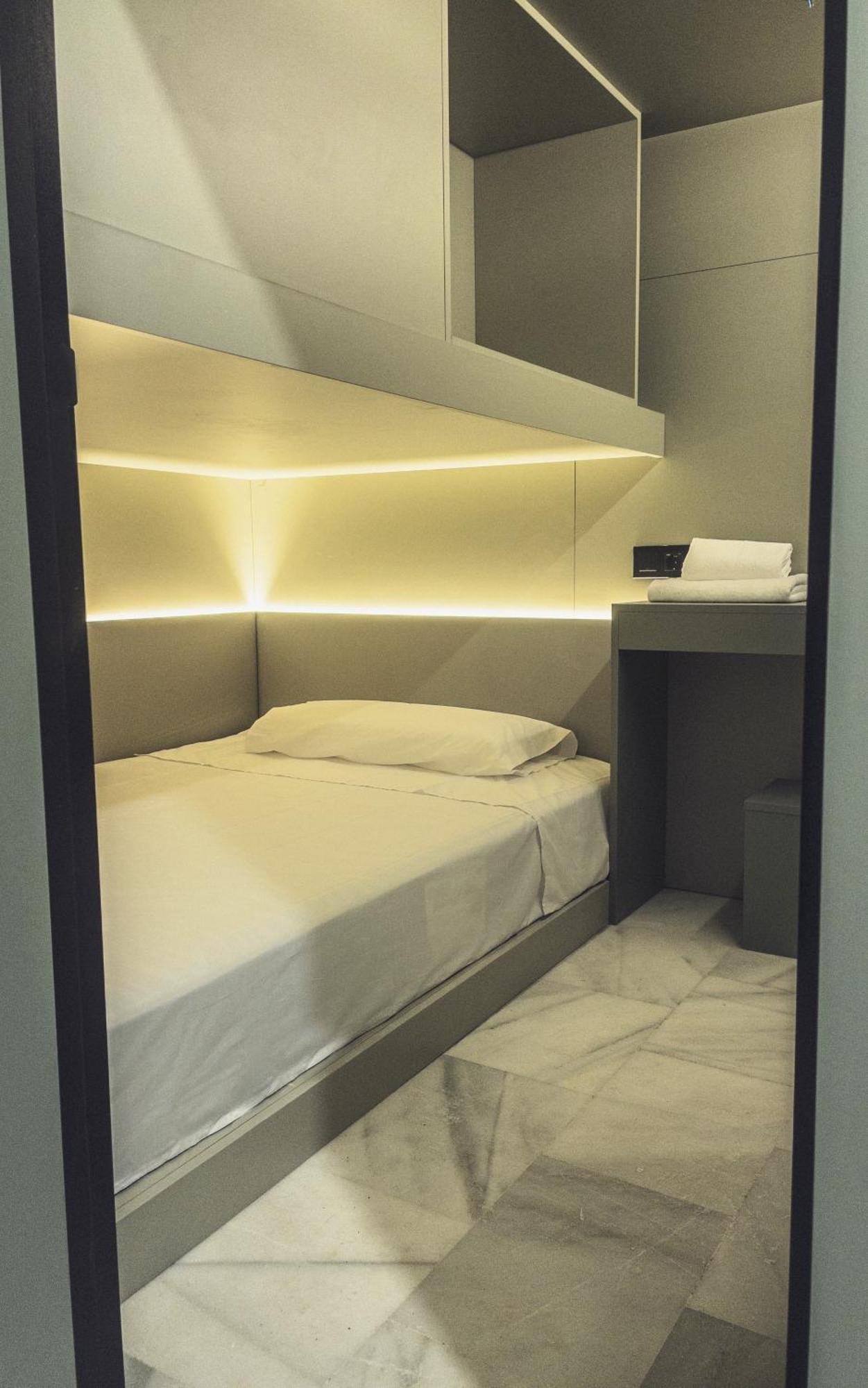 Kapselhotel Superlativo Trinidad Málaga