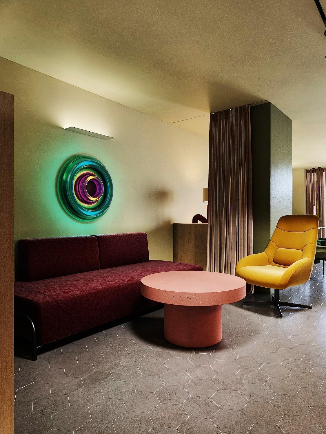 Superlativo Trinidad Kapselhotel *