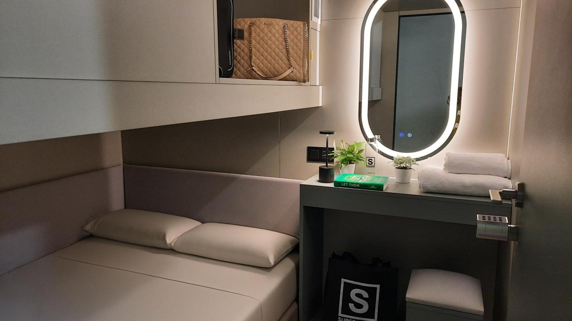 Kapselhotel Superlativo Trinidad Málaga